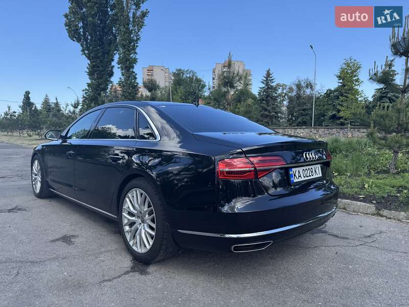 Седан Audi A8 2015 в Кременчуге фото 10 Седан Audi A8 2015 в Кременчуге