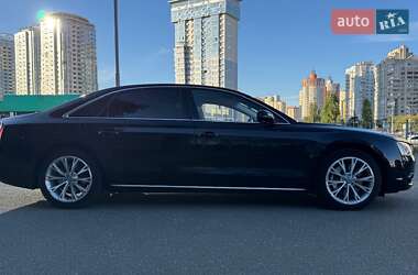 Седан Audi A8 2011 в 