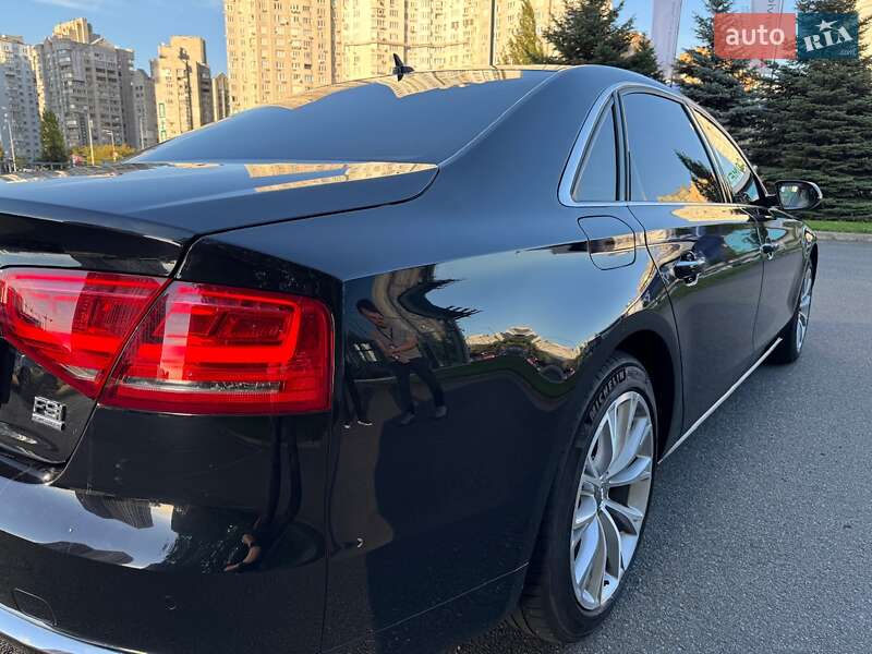 Седан Audi A8 2011 в Киеве