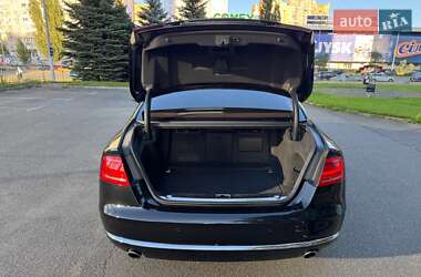 Седан Audi A8 2011 в 