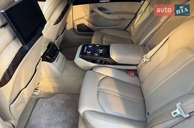 Седан Audi A8 2011 в 