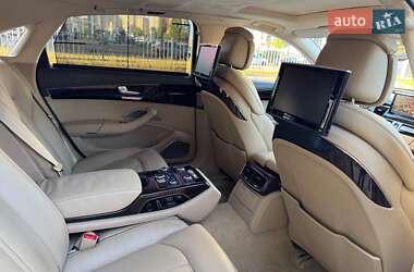 Седан Audi A8 2011 в 