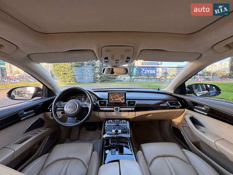 Седан Audi A8 2011 в Киеве