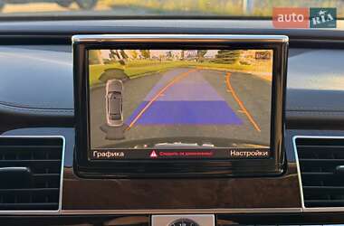 Седан Audi A8 2011 в 