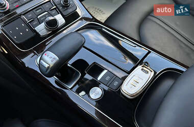 Седан Audi A8 2014 в 