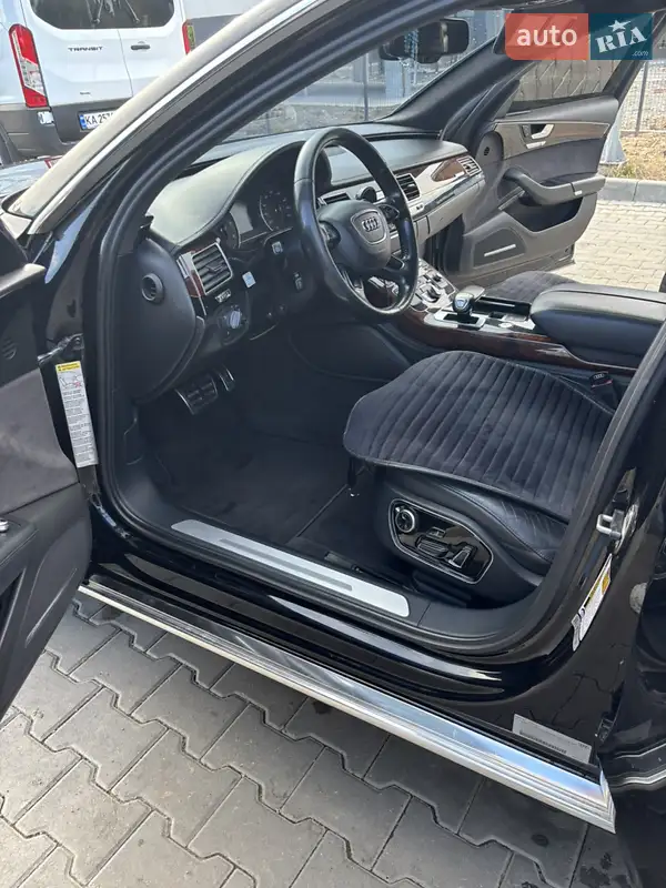 Audi A8 2013