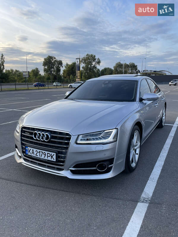 Audi A8 2015