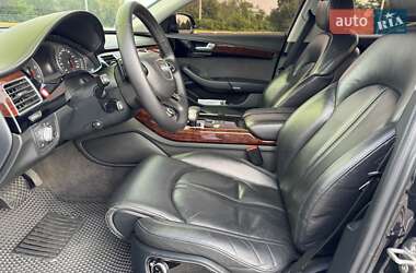 Седан Audi A8 2011 в Чернівцях