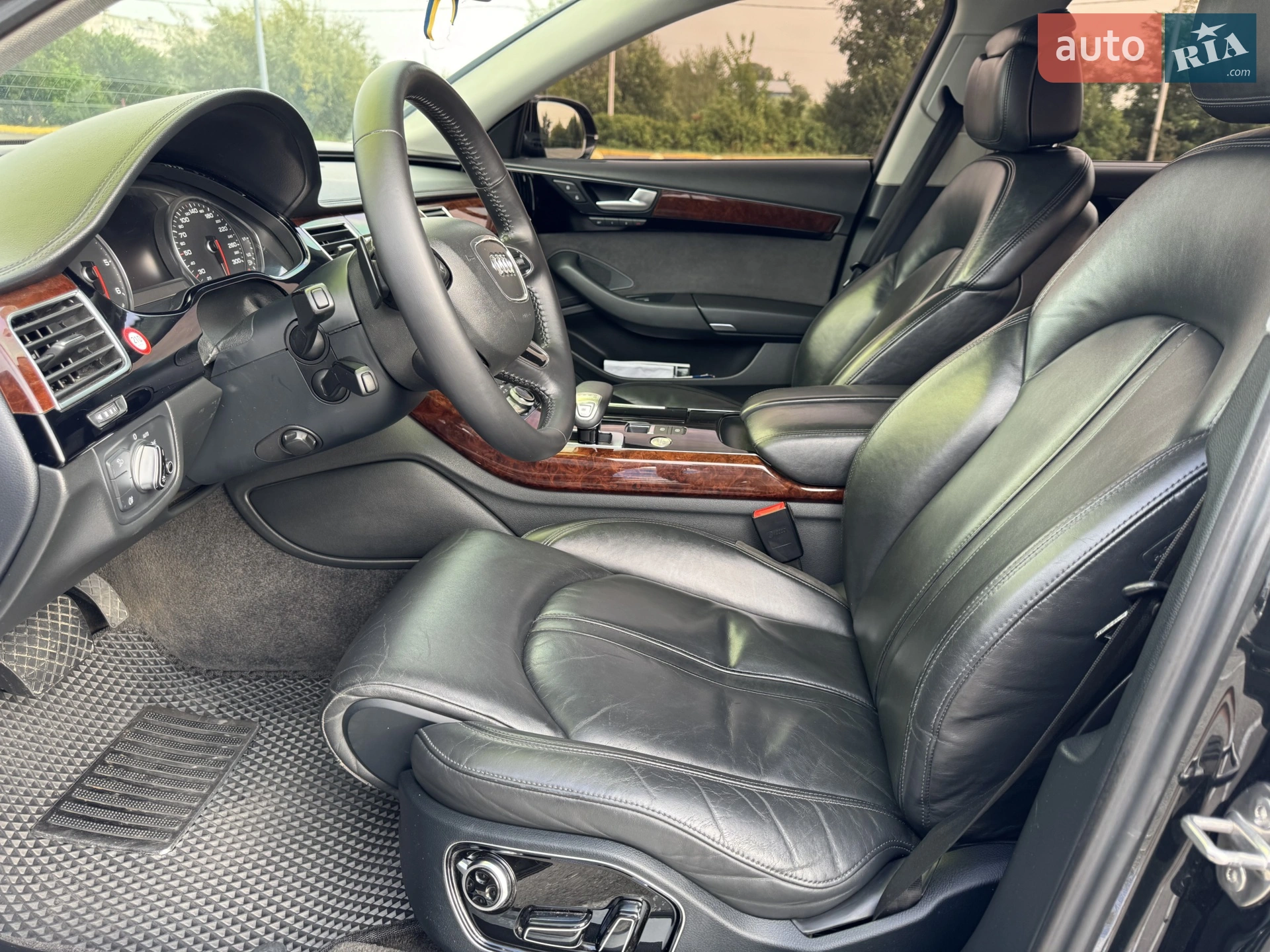 2011 Audi A8 - мініатюра 5