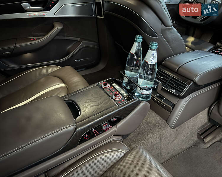 Седан Audi A8 2012 в Киеве фото 11 Седан Audi A8 2012 в Киеве