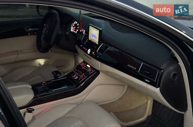 Седан Audi A8 2011 в 