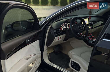 Седан Audi A8 2011 в 