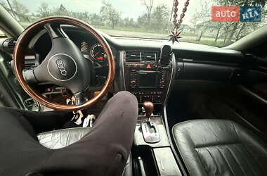 Седан Audi A8 2002 в 