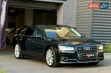 Седан Audi A8 2017 в 