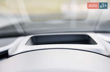 Седан Audi A8 2015 в Луцке