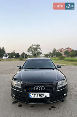 Седан Audi A8 2006 в 