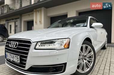 Седан Audi A8 2015 в 