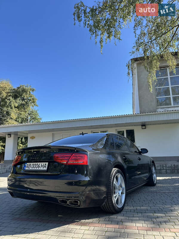 Седан Audi A8 2010 в Могилів-Подільському