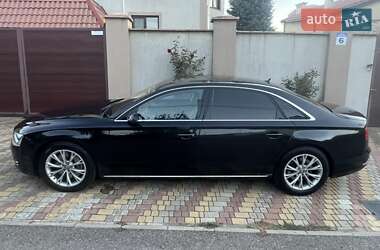 Седан Audi A8 2012 в 
