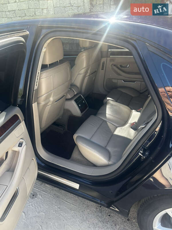 Седан Audi A8 2008 в Кременчуці