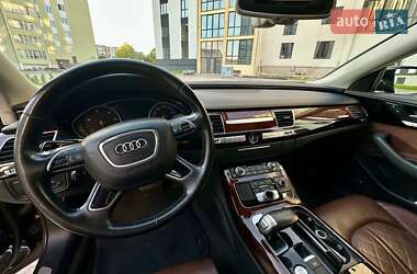 Седан Audi A8 2013 в 