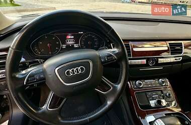 Седан Audi A8 2013 в 