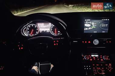 Седан Audi A8 2011 в 