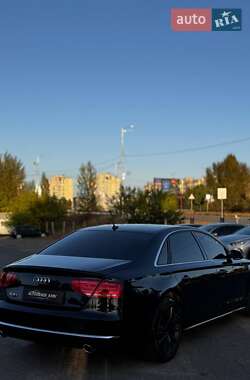 Седан Audi A8 2013 в 