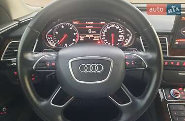 Седан Audi A8 2017 в Умани