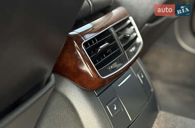 Седан Audi A8 2011 в 