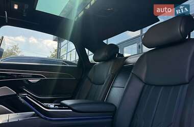 Седан Audi A8 2019 в 