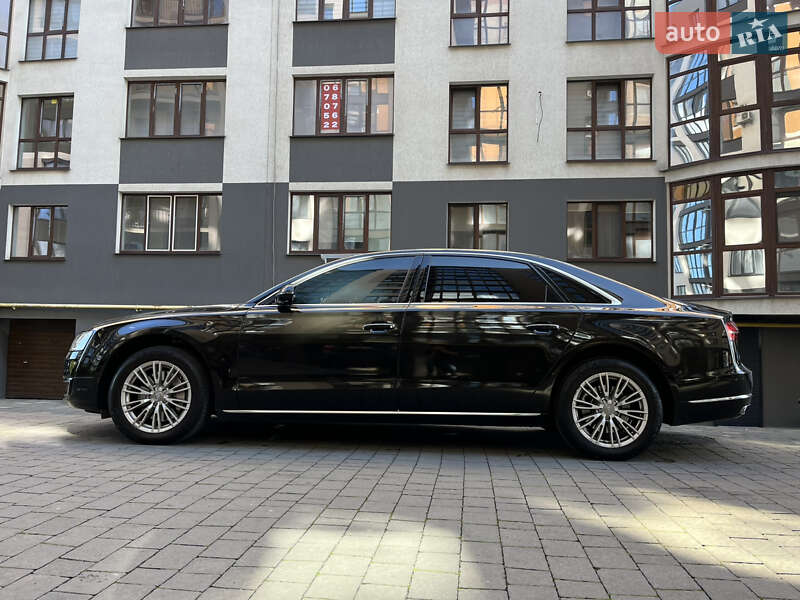 Седан Audi A8 2017 в Вінниці