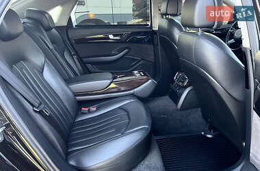 Седан Audi A8 2017 в 