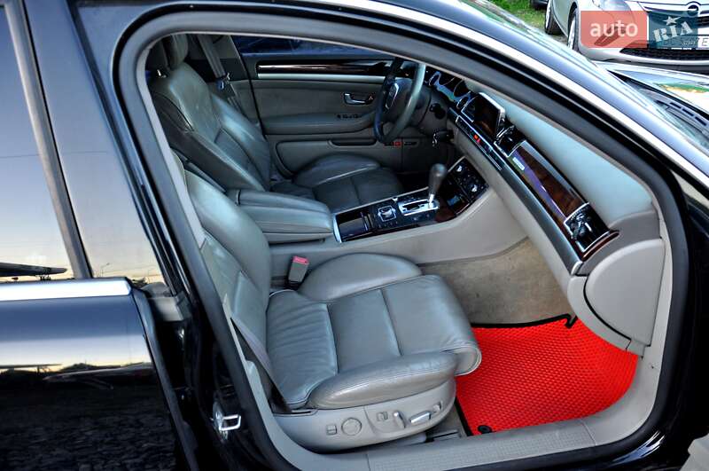 Седан Audi A8 2007 в Львове