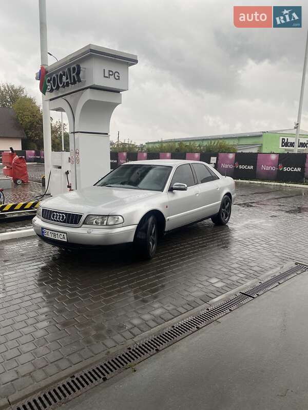 Audi A8 1995