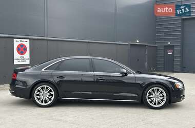 Седан Audi A8 2013 в 