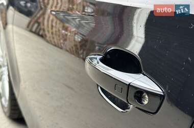 Седан Audi A8 2013 в 