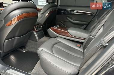 Седан Audi A8 2013 в 