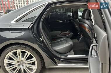 Седан Audi A8 2013 в 