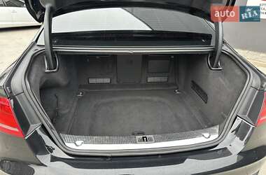 Седан Audi A8 2013 в 