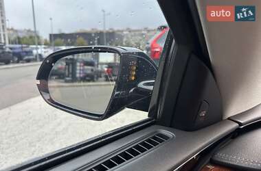 Седан Audi A8 2013 в 