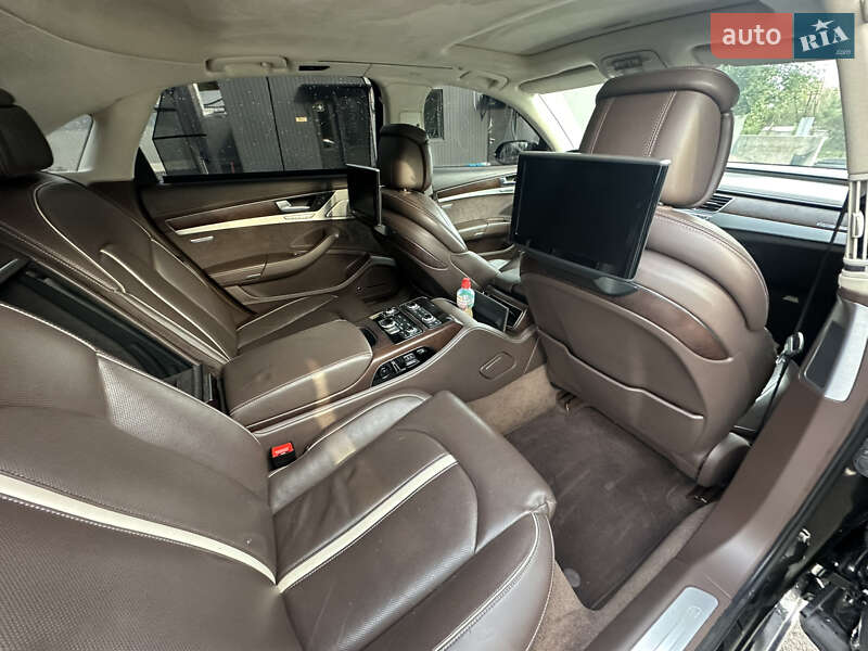Седан Audi A8 2011 в Киеве
