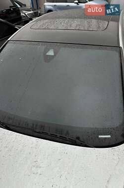 Седан Audi A8 2012 в 