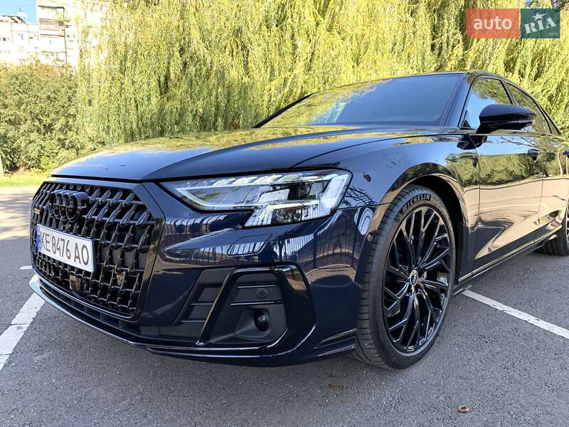 Седан Audi A8 2023 в Кривом Роге