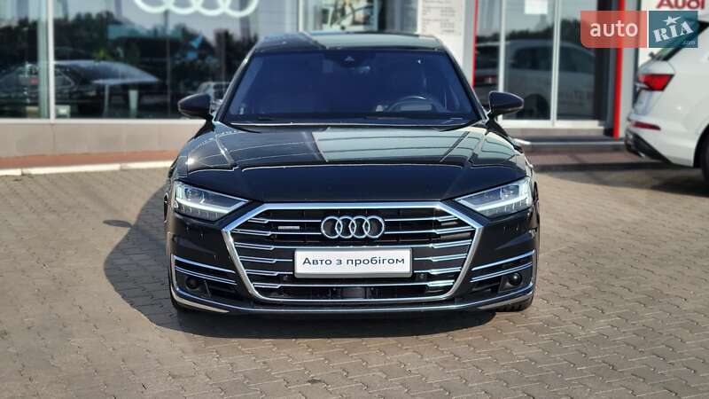 Седан Audi A8 2018 в Хмельницькому