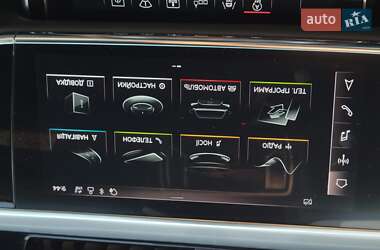 Седан Audi A8 2018 в 