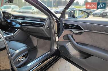 Седан Audi A8 2018 в 