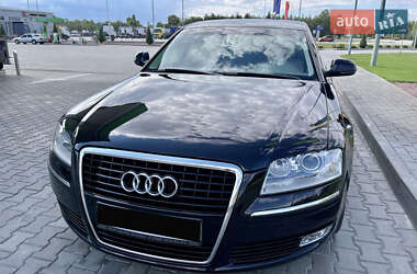 Седан Audi A8 2009 в 