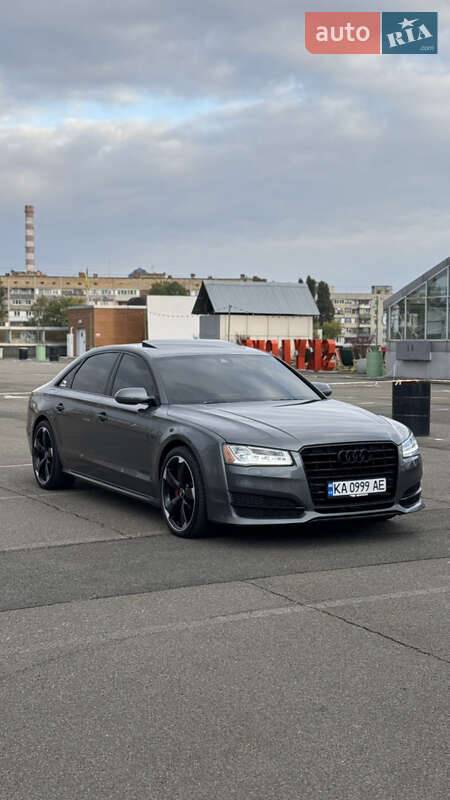 Седан Audi A8 2016 в 