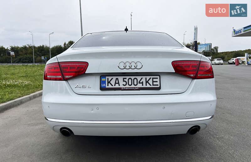 Седан Audi A8 2012 в Киеве